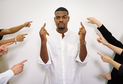 Jak Čelit Společenskému Tlaku na Dokonalost Vzhledu?